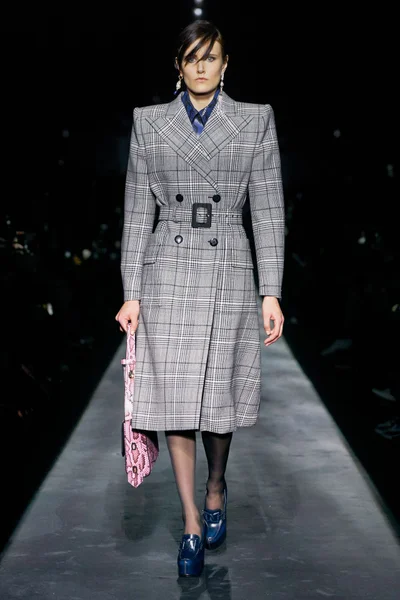 Look 6